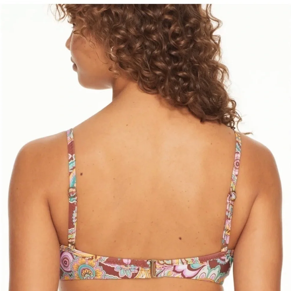 Becca Underwire Bikini Top Medium NEW!